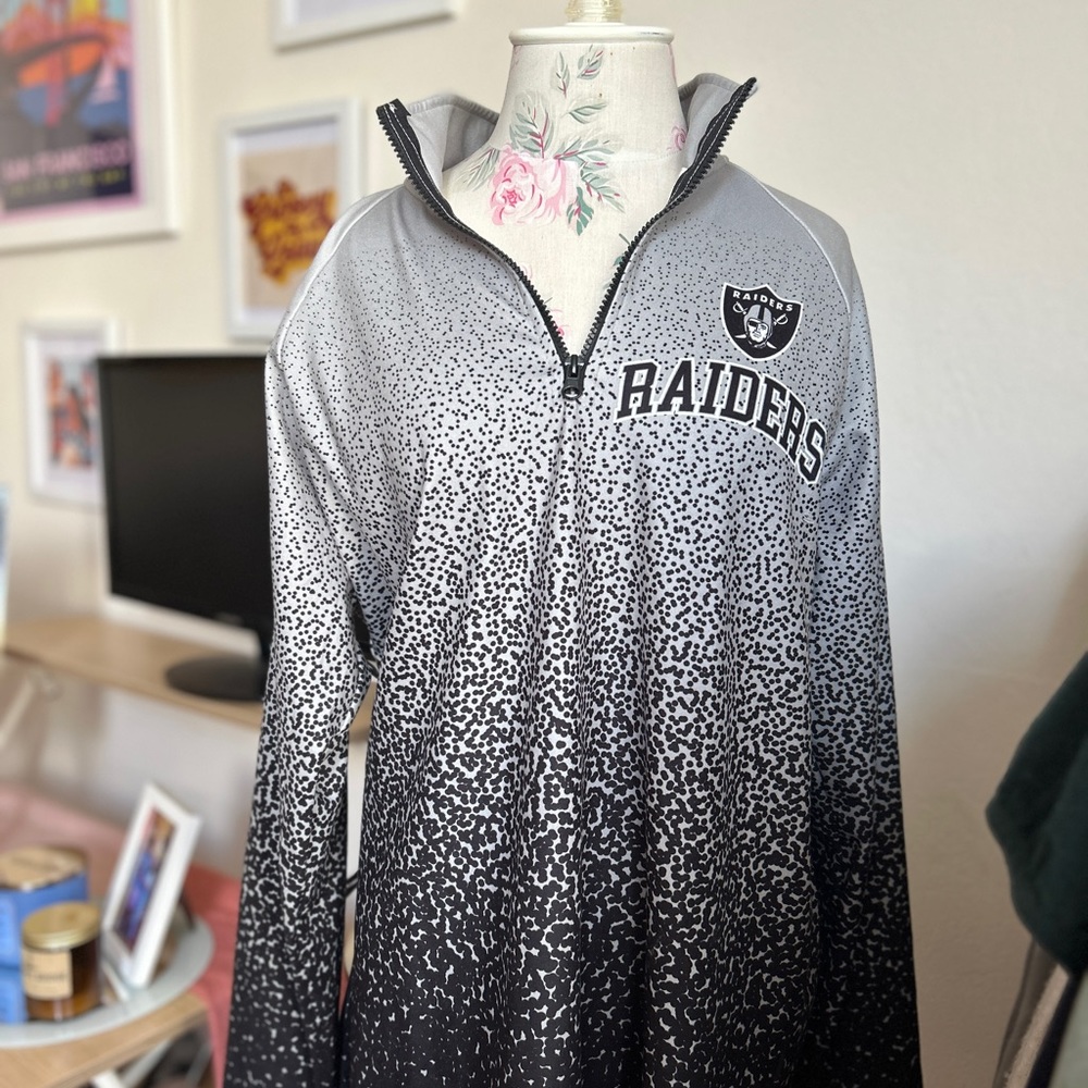 Women’s Raiders NFL Quarter Zip (L) - New With Tags